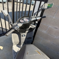 2012-peugeot-scooter-17834651172.jpeg